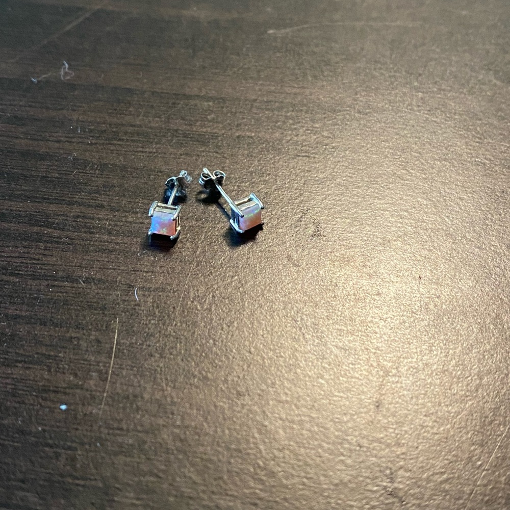 Pink square earrings - Picture 2 of 2